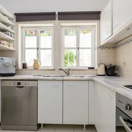 Top Cliff Villa With Ocean View And Private Pool Up To 18 Guests Burgau