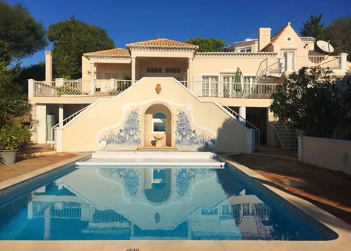 Vila Cliff With Ocean View And Private Pool Up To 18 Guests