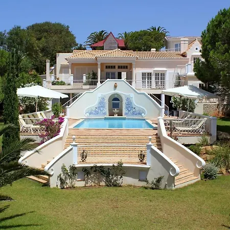 Cliff With Ocean View And Pool At Stunning Cliffs *