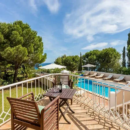 וילה Top Cliff Villa With Ocean View And Private Pool Up To 18 Guests